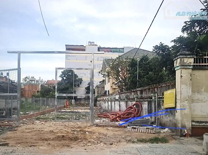 BÁN ĐẤT MẶT TIỀN VIP LÊ THỊ RIÊNG - QUẬN 12 - 8.6x55 NỞ HẬU 12m - GIÁ 35tỷ