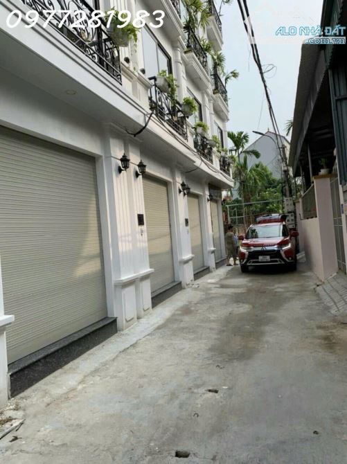 NHÀ ĐẸP CẠNH NHỔN – LÔ GÓC, THANG MÁY, Ô TÔ