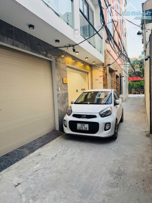 BÁN NHÀ LÔ GÓC BÁT KHỐI LONG BIÊN NHỈNH 5 TỶ 43m MT 4m Ô TÔ KINH DOANH GẦN CẦU VĨNH TUY