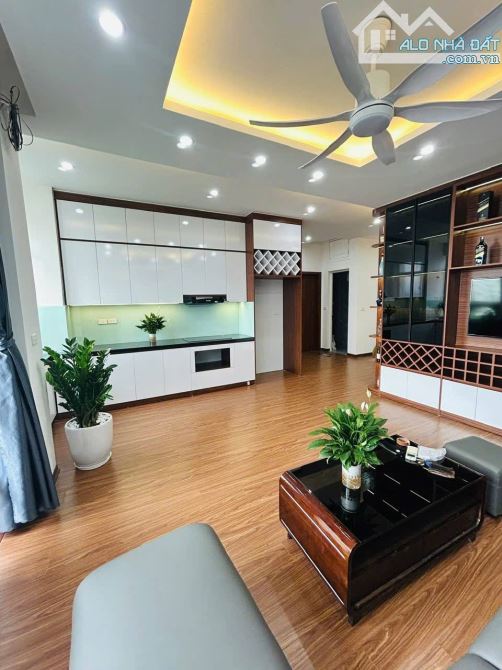 CĂN HỘ 3 NGỦ, 2 WC ĐẸP, FULL NỘI THẤT XỊN, VỊ TRÍ VÀNG  PHÙNG KHOANG, THIẾT KẾ HIỆN ĐẠI.