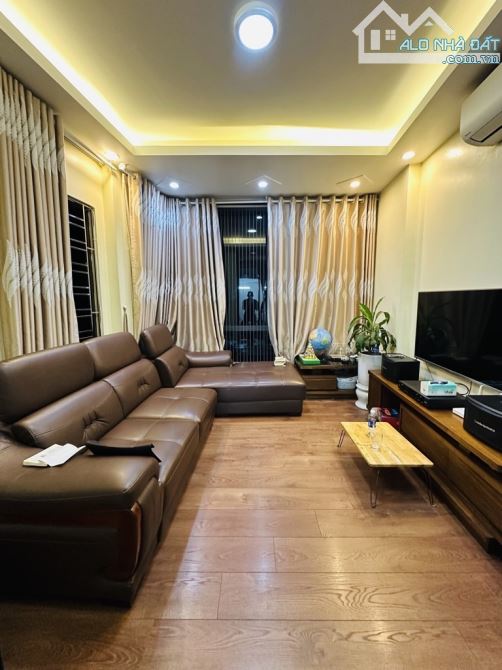 🏡NHÀ HOÀNG HOA THÁM- GIÁ ĐẦU TƯ- SÁT Ô TÔ- GẦN MẶT PHỐ- 46m2- 9.2 TỶ💰