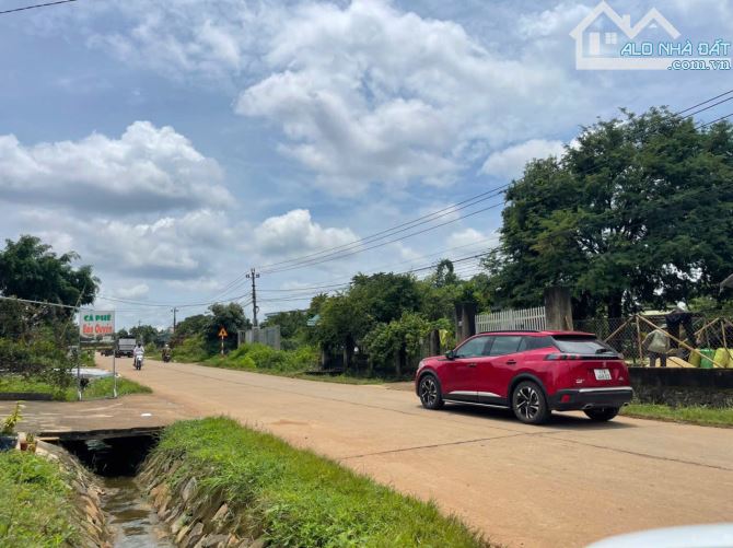 ĐẤT BÁN THÔN 4 CƯEBUR SÁT ĐƯỜNG LIÊN THÔN GIÁ SIÊU TỐT - Loctran