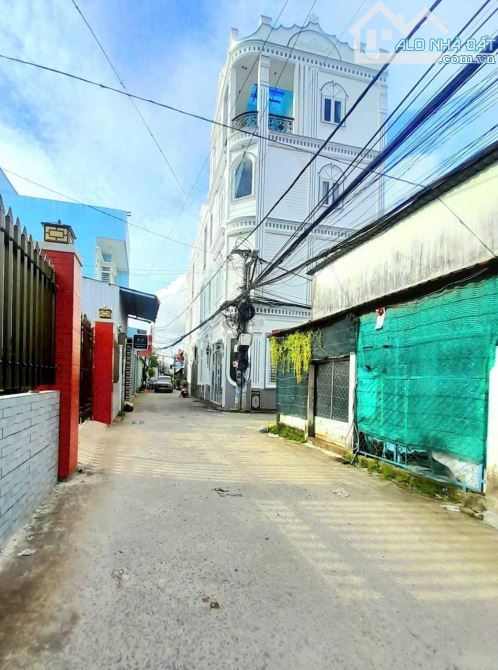 Bán Nhà 1 Trệt 3 Lầu 2 Mặt Tiền Hẻm 567 Hồ Búng Xáng