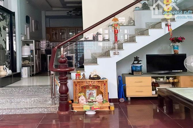 Bán nhà Trần Hữu Trang Phú Nhuận, 4 Tầng 4.5m x 12m vuông vức, hẻm 3m - Giá 8.5 tỷ TL