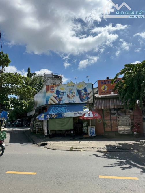 BÁN NHÀ (14x18) GÓC 3 MẶT TIỀN – TRUNG CHÁNH, HÓC MÔN – GIÁ CHỈ 11,3 TỶ