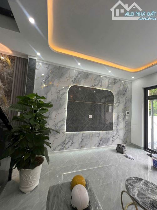 TRẢ TRƯỚC 700 TRIỆU NHẬN NHÀ 1 TRỆT 1 LẦU NGAY UBND PHƯỜNG TÂN TRIỀU - THẠNH PHÚ CŨ