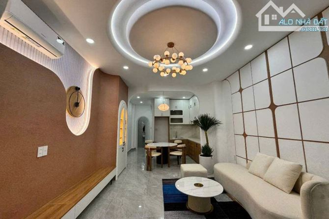 Bán nhà hẻm xe hơi, Bùi Hữu Nghĩa, Bình Thạnh, 43 m² (4m x 11m) - Giá 8.85 tỷ TL