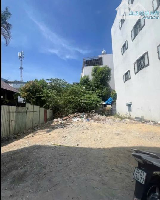 Lô đất kiệt oto Ngô Quyền . DT:100,5m . Ngang 5m . Giá : 5 tỷ thương lượng