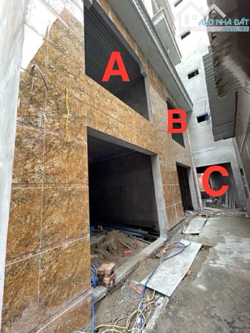 Bán nhà 5 tầng, giá siêu hời chỉ với 5,7 tỷ tại Đào Nguyên, Trâu Quỳ, Gia Lâm, Hà Nội