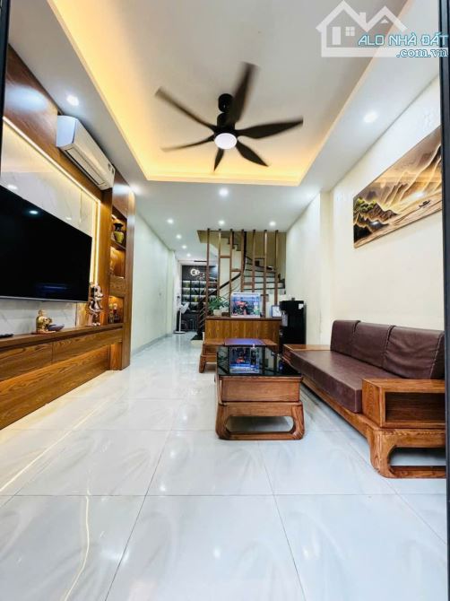 Cực đẹp 5,5 tỷ, 38 m2 tại Hữu Lê, Xã Hữu Hòa, Thanh Trì  Nhà riêng 5 tầng, 3PN,