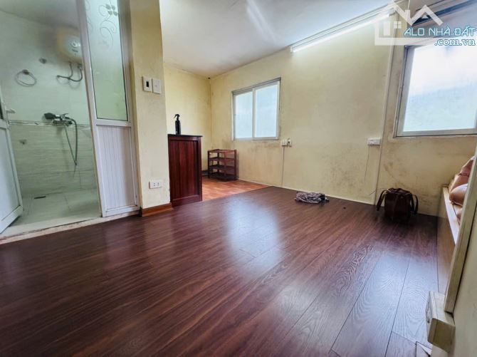 Cho thuê Tập thể khoá 125 Minh Khai, ngõ Hoà Bình 7 diện tích 90m 4 ngủ 2 wc 2 bếp tầng 3