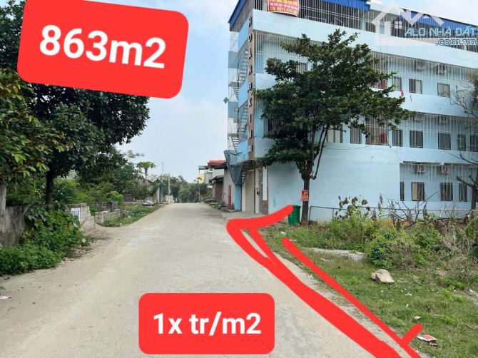 864 m2 Mặt tiền 28m căn góc đg ô tô tránh, gần Đại học Quốc Gia tại Hòa Lạc, giá chỉ 1x