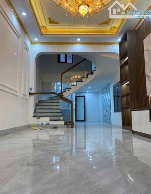 Bán nhà đẹp tại Trần Nguyên Hãn, Lê chân, Hải phòng. 45m², 3,5 tầng, giá 3,25 tỷ.