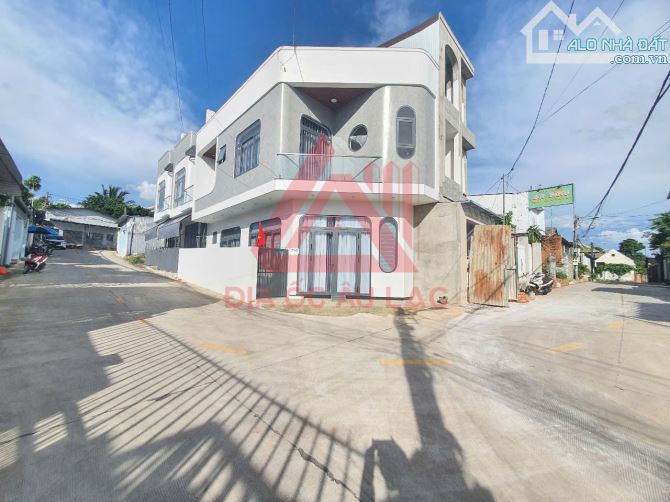 Bán nhà ở hẻm Giải Phóng gần trường học và trụ sở công an