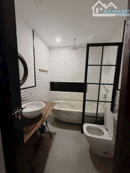 Chủ gấp gáp cần bán nhanh căn Bàu Hạc 3, sát Nguyễn Hoàng, sát chợ