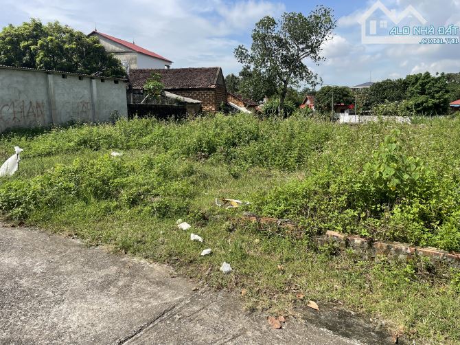 🔥Bán 93m đất Kim Anh (Vụ Bản Minh Trí Sóc Sơn) oto 7 chỗ vào tận đất 1.x tỷ