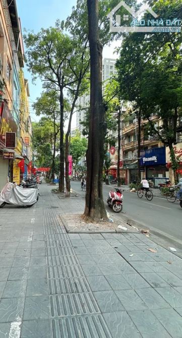 BÁN NHÀ MẶT PHỐ TRẦN NGUYÊN ĐÁN, DT 54M2, MẶT TIỀN RỘNG, KINH DOANH SIÊU ĐỈNH