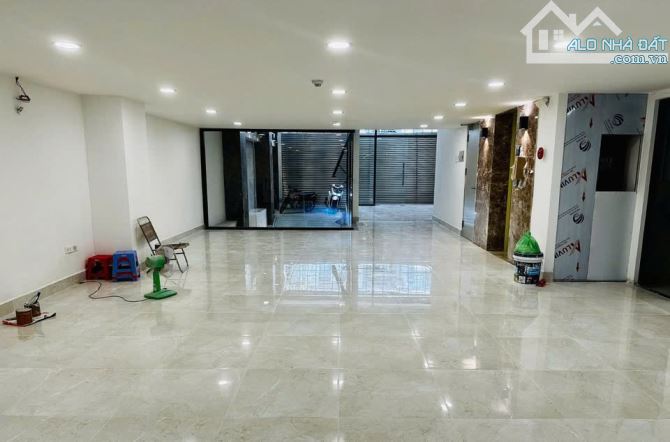Cho thuê MT kinh doanh 15 Trần Khắc Chân, P.Tân Định, Q.1