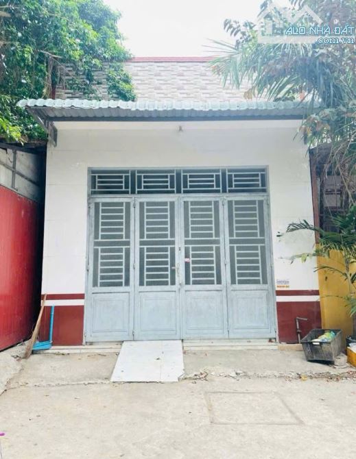 Cá Độ thua lỗ bán nhà ở Trần Thị Cát Bà Điểm 4x20 ( 80m2 ) 910 TRIỆU Sổ hồng riêng đầy đủ