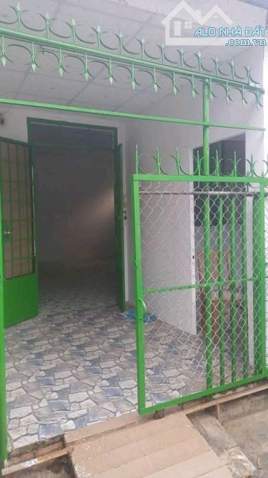 Bán nhà cấp 4 giá rẻ Thới Tam Thôn Hóc Môn 4x20 ( 82m2 ) 765 TRIỆU Sổ hồng riêng