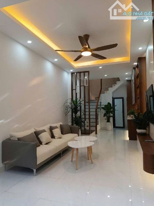 BÁN NHÀ CẦU CỐC – ÔTÔ - TIỆN ÍCH BẠT NGÀN – 30M² – 5 TẦNG – 5.55 TỶ (CTL3676)