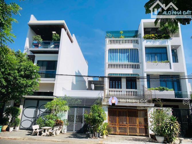 SIÊU PHẨM NHÀ 4 TẦNG – VIEW CÔNG VIÊN – NAM VIỆT Á