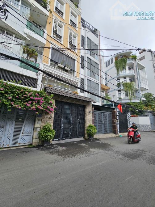 CHỈ BÁN CHO NGƯỜI SG, NHÀ NGUYỄN GIA TRÍ, 52M2, NHÀ MỚI LUNG LINH, HẺM ĐẸP MIỄN BÀN, CHỈ 8