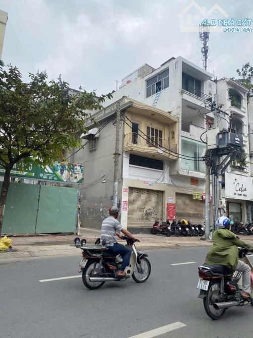 Hàng hiếm, góc 2 mặt tiền Nguyễn Đình Chiểu trung tâm Q3 GPXD trệt, lửng, 4lầu + thang máy