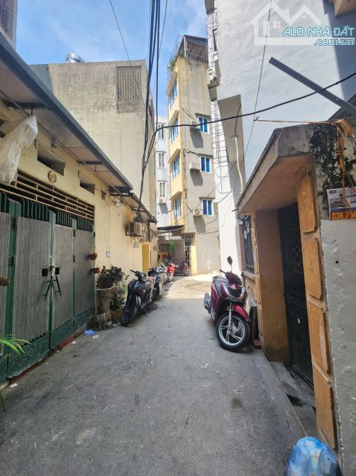 Bán nhà Mỹ Đình, Nam Từ Liêm 31m2x 5 tầng, MT 4,5m, Giá 6,3 tỷ, Cực Hiếm