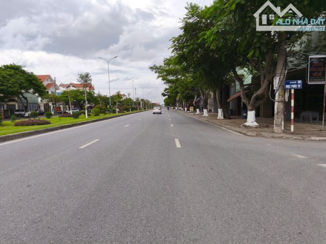 150m2 NGANG 5m. Tuyến 2 Đường Mạc Phúc Tư (8m)- Tân Thành Đối diện khu đô thị 110Ha