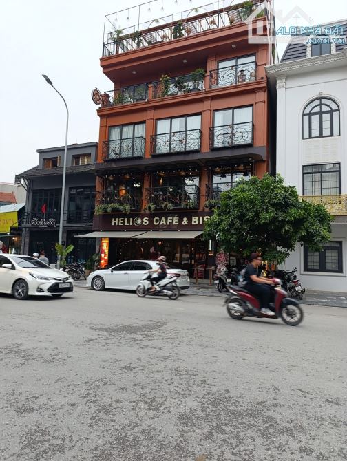 XUÂN DIỆU 130m 4T MT7.6m 72 TỶ PHỐ VIP TÂY HỒ KINH DOANH ĐỈNH VIEW NGOẠI QUỐC