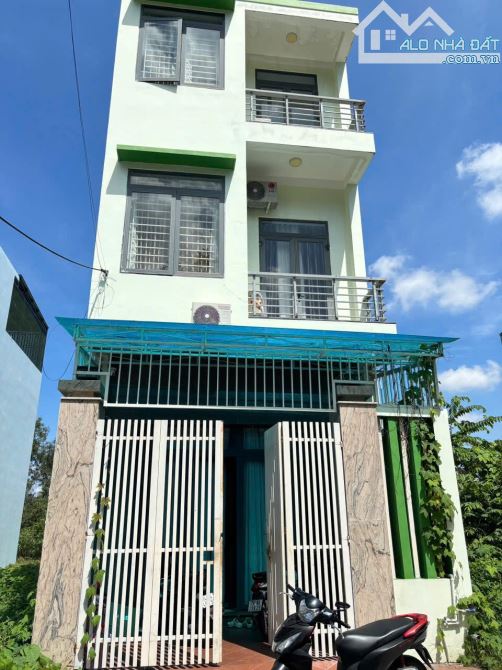 Khu Nhà Hiếm Bán - 3 Tầng - TĐC Hòn rớ 2, Ngang Đẹp, Đường Ô tô