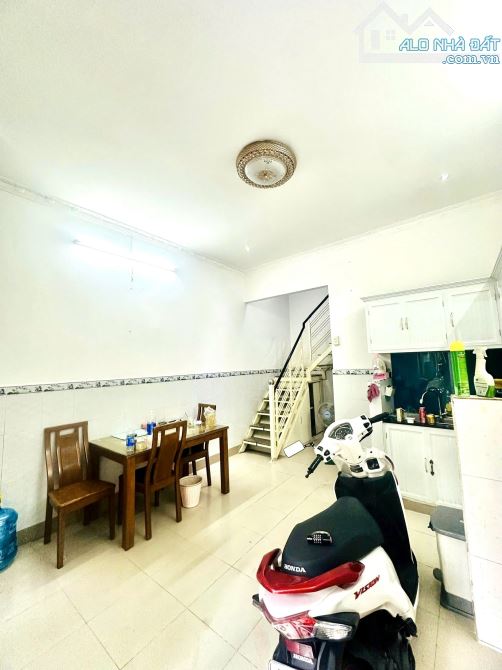 4❌6m, BÁN NHÀ 2 TẦNG, KO LỘ GIỚI, HXH, PHAN HUY ÍCH, P12 GÒ VẤP, 3 TỶ 3 TL