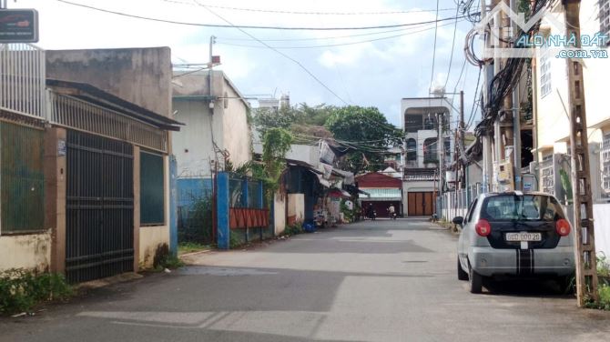 Bán nhà trung tâm Biên Hoà, ngang 6m, nhà đẹp, giá rẻ