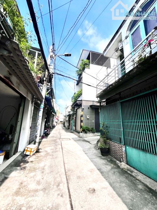 🏡NHÀ 2 TẦNG GIÁP TÂN PHÚ - LÊ VĂN QUỚI - NGÃ TƯ 4 XÃ - 56M2 - NHỈNH 5 TỶ TL.