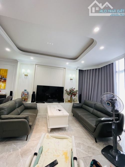 Bán Biệt thự Trần Quang Diệu 🌟 lô góc độc bản, 68m², 33.4 tỷ 🏡✨