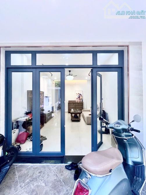 LÊ VĂN QUỚI, 4X14, 2TẦNG,HXH ĐỖ CỬA, HẼM THÔNG,BÌNH TÂN GIÁP TÂN PHÚ,GẦN AEON CHỈ 5,05 TỶ