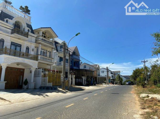Bán lô liên kế phố An Sơn, Đà lạt, góc 2 mặt tiền giá duy nhất 4,5 tỷ, khu quy hoạch top 1