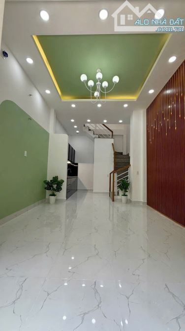 Nhà 4 tầng mới vào ở liền Hưng Phú P9 Q8. Giá 4,99tỷ TL