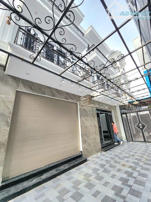 Nhà 3 tầng sân cổng riêng, giá chỉ 2,4x tỷ tại An Đồng, An Dương.