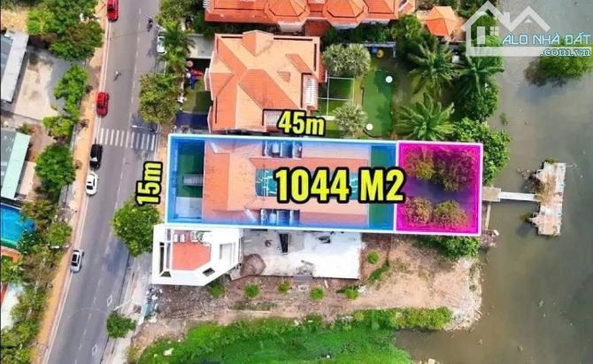 Biệt Thự Mặt Tiền Nguyễn Văn Hưởng - Thảo Điền - Quận 2  - DT : 15 x 45m - CN : 669m2