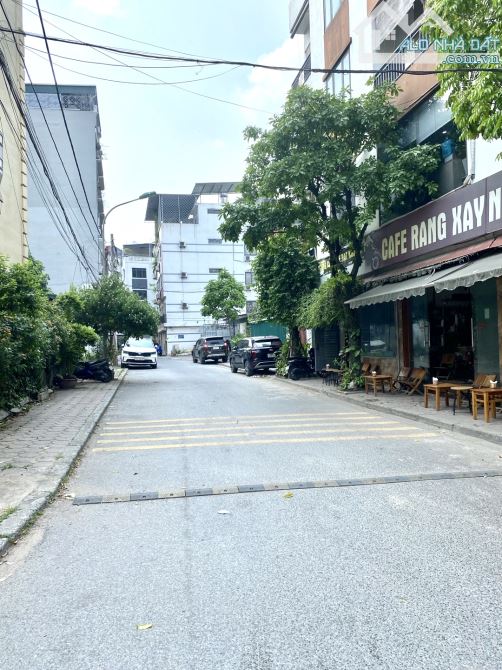 LONG BIÊN PHỐ ÁI MỘ 40M, 6 TẦNG THANG MÁY. 1 NHÀ Ô TÔ TRÁNH, GẦN CÔNG VIÊN, HỒ ĐIỀU HÒA