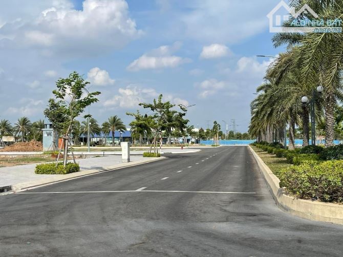 Giảm 300 triệu! đất nền nằm ngay MT đại lộ (60m) và vành đai 4 pháp lí chuẩn ,sổ sẵn, 1tỷ2