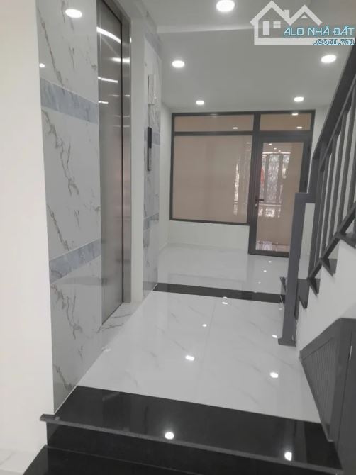 BÁN NHÀ MT 6 TẦNG KÊNH TÂN HÓA QUẬN 6 CÓ THANG MÁY FULL NỘI THẤT CHỈ 11 TỶ