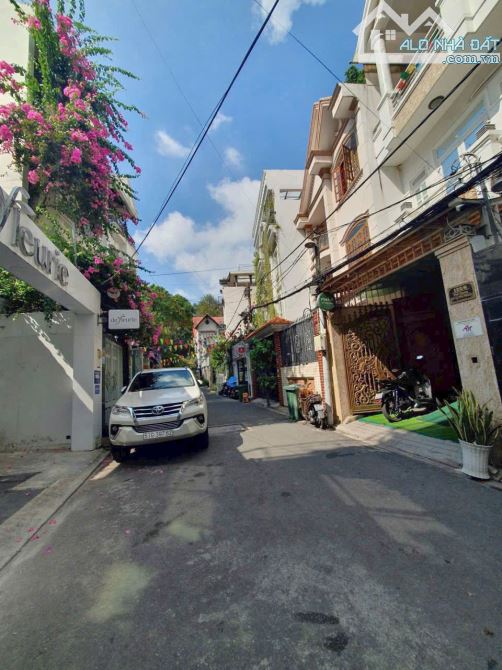 Duy nhất !!! Bán nhà HXH 122/36 Phổ Quang, Phú Nhuận, DT: 4x19m, 4 tầng, giá 15,8 tỷ TL