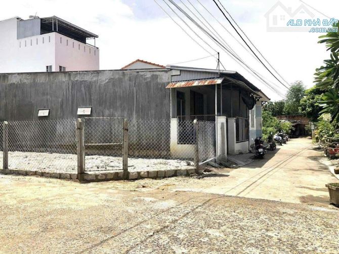 Bán Lô Góc 2 Mặt Tiền – Nam Sông Cái, Trung Tâm Thị Trấn Diên Khánh