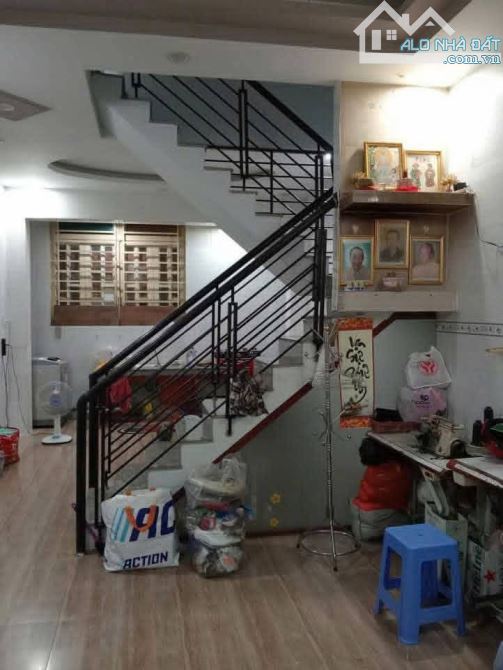 Cho thuê nhà 2 lầu gần trường Nguyễn Bỉnh Khiêm chung cư A6A7 Biên Hoà