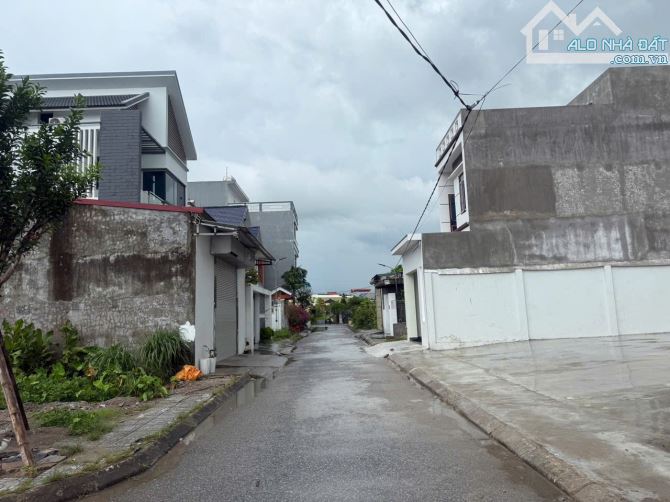 BÁN ĐẤT ĐỐI DIỆN CHỢ ĐỐNG NĂM - ĐÔNG ĐỘNG - ĐÔNG HƯNG- THÁI BÌNH CŨ