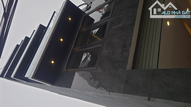 🔥 BÁN NHÀ 41M² – 6 TẦNG THANG MÁY – Ô TÔ TRÁNH – SÁT AEON LONG BIÊN – GIÁ HƠN 7 TỶ 🔥  🏡