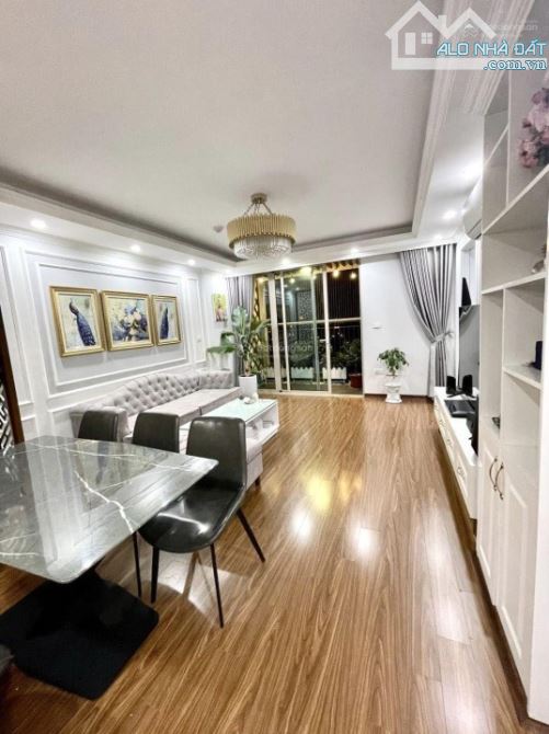Chính chủ bán 70m 2n2vs tại Roman Plaza Tố Hữu, sổ đỏ, nhỉnh 6 tỷ